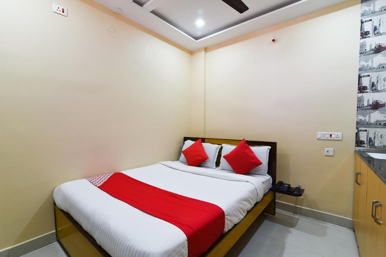 Ramesh Residency Hotel Anantapur Exterior photo